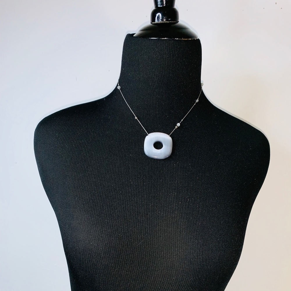 Necklace with diamonds